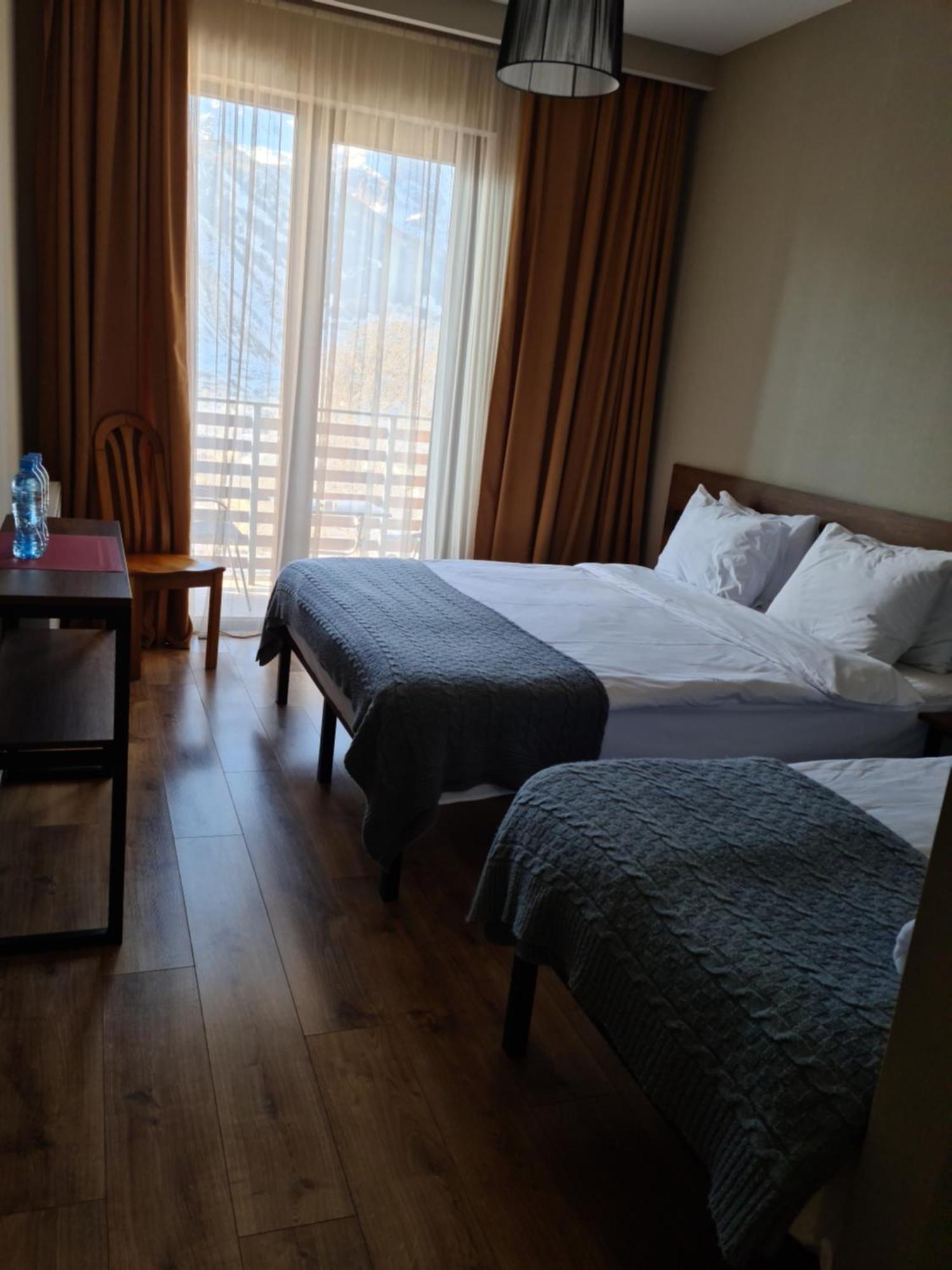 Hilltop Kazbegi Habitación foto